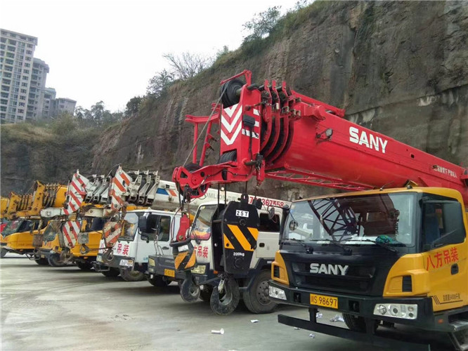 文山吊车出租按什么计费？台班费、单次费、里程费怎么算？